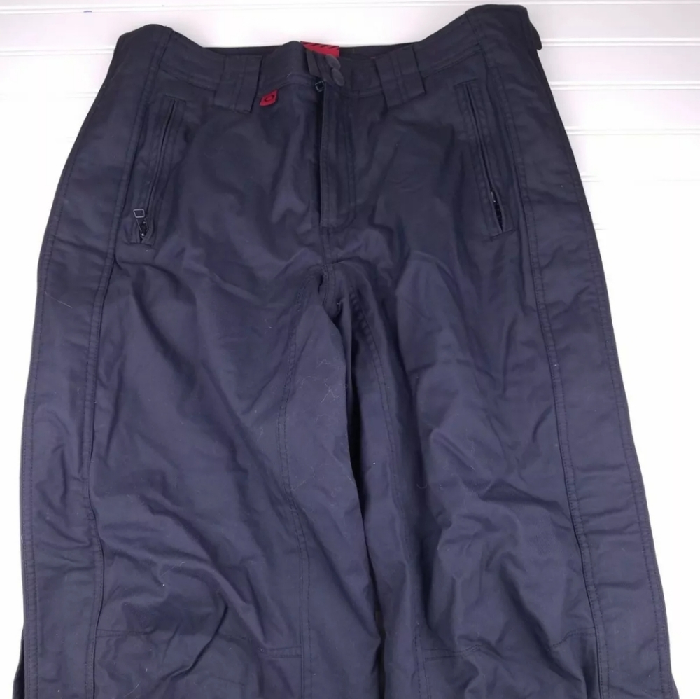 Oakley women's snowboarding pants small black